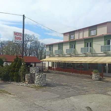 Motel Sofer Volkovce Exteriör bild